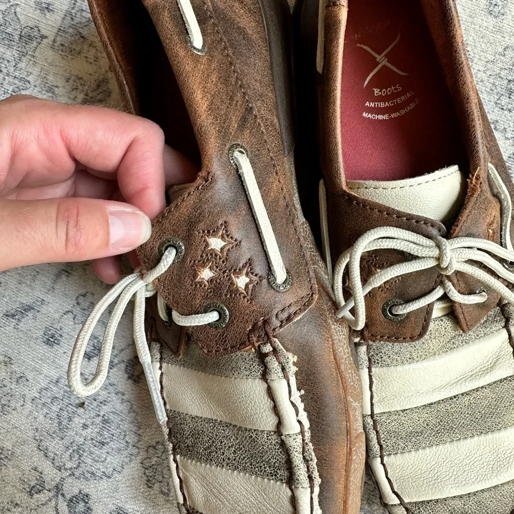 Twisted X Womens Boat Leather Faded Flag sz 9.5